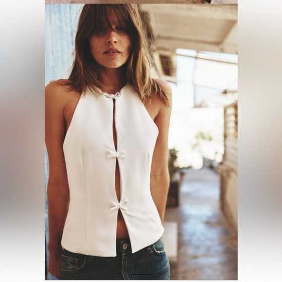 Zara Tops - ZARA BOW HALTER TOP